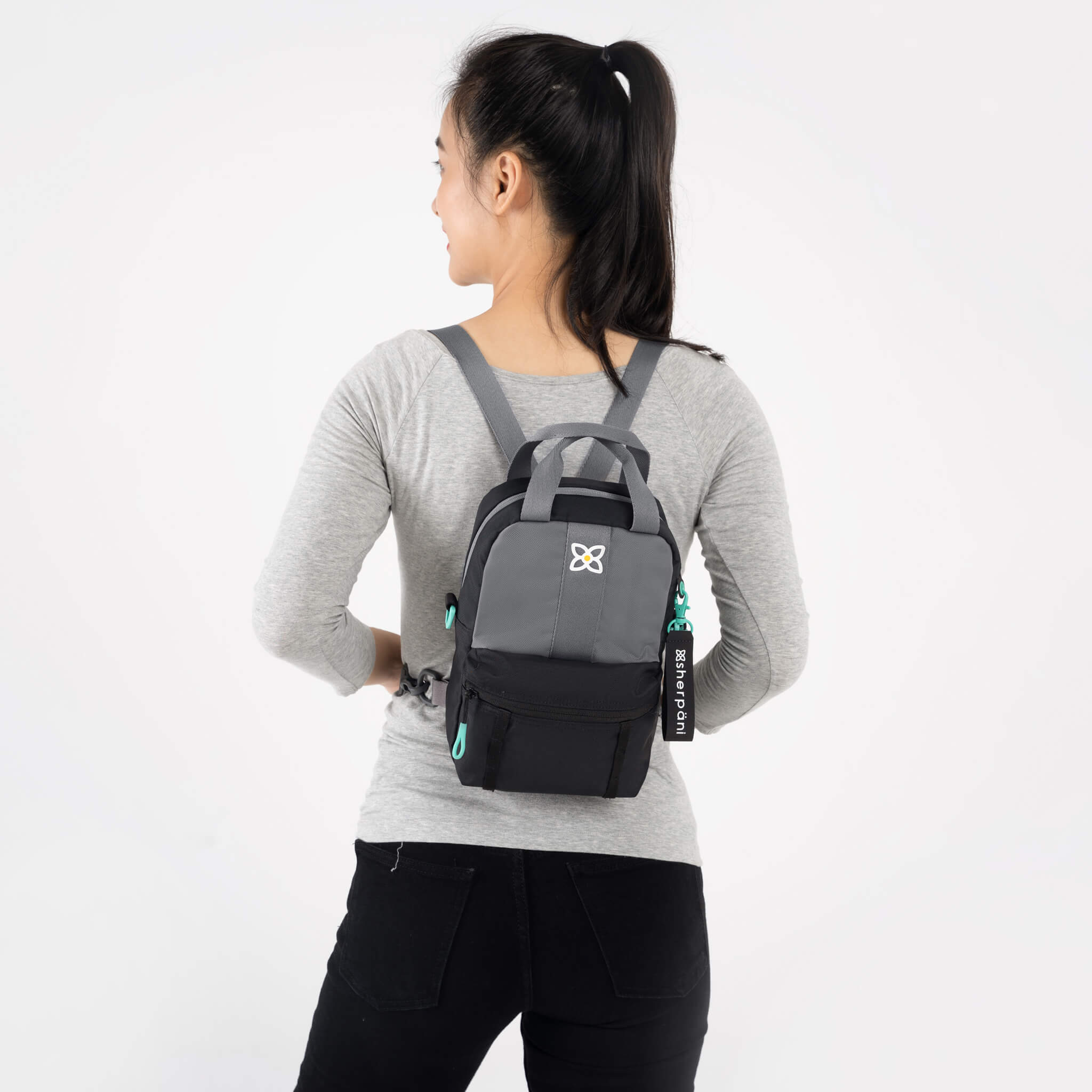 Sherpani on sale mini backpack