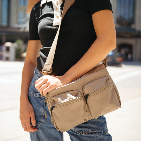 Blue Medium Crescent Crossbody Bag| Sherpani Mina Blue Medium Crescent Crossbody Bag| Sherpani Mina