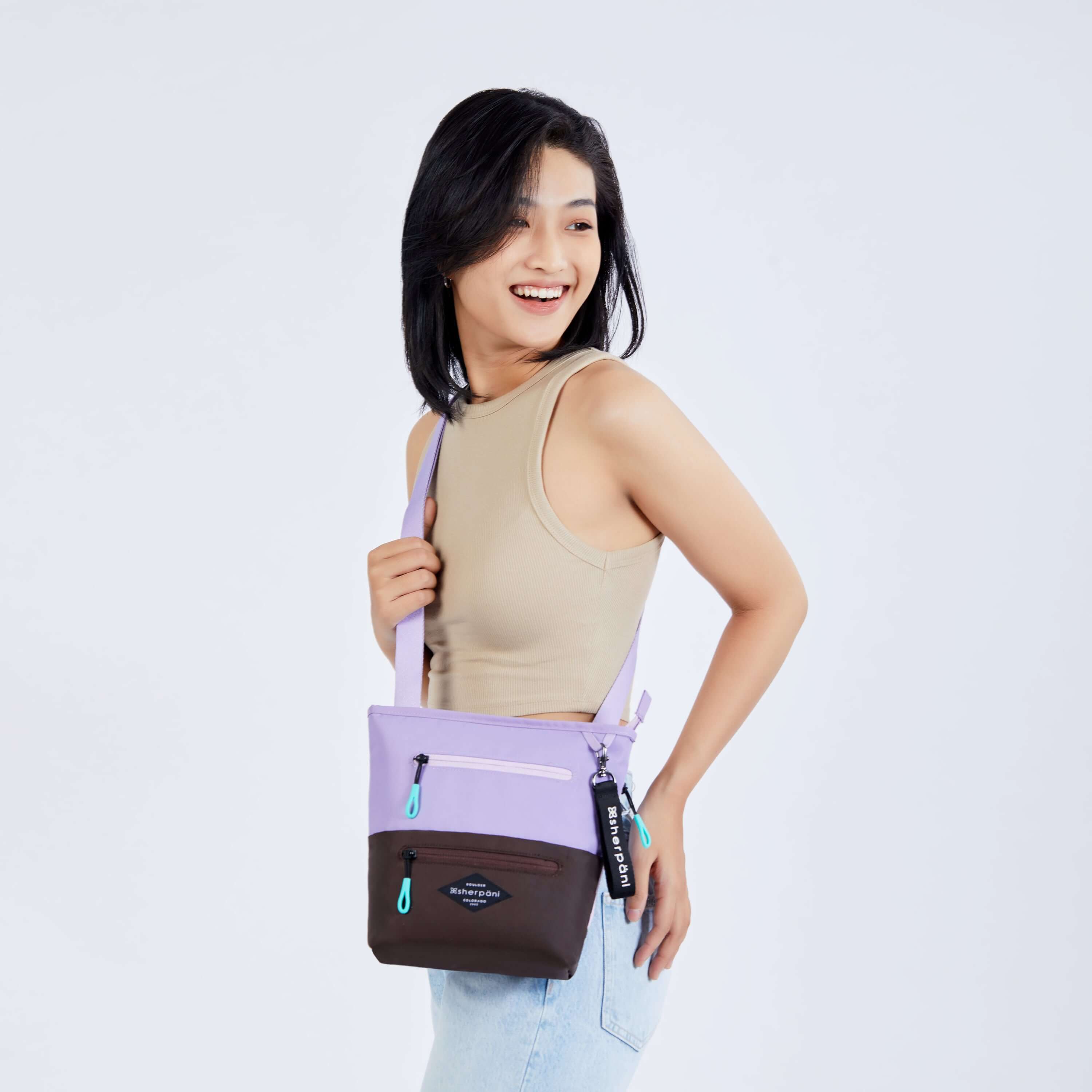 Sherpani store shoulder bag