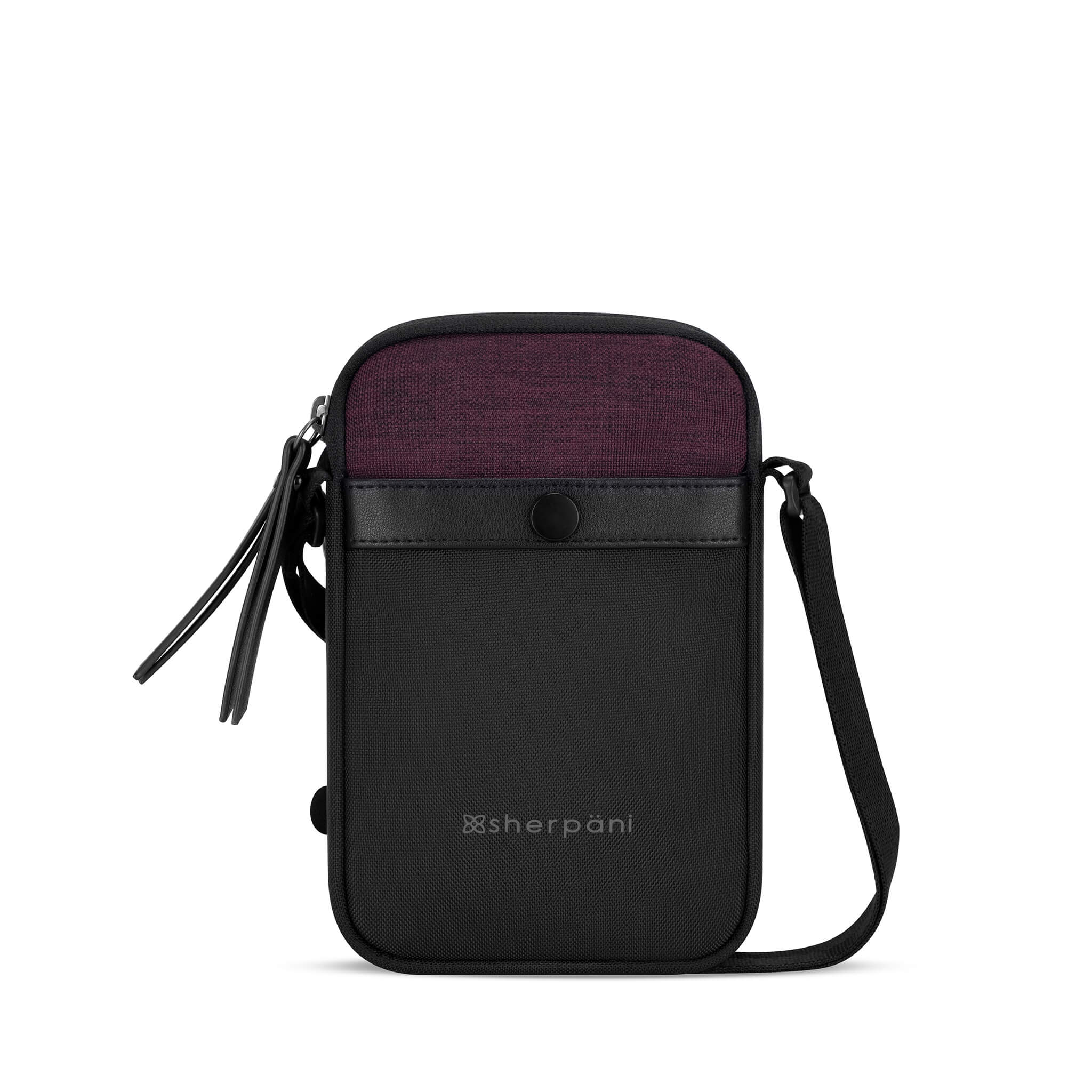 Flat front view of Sherpani anti-theft wallet the Simplicity in Merlot. This travel wallet has a security focus, perfect for minimalist travel. 
